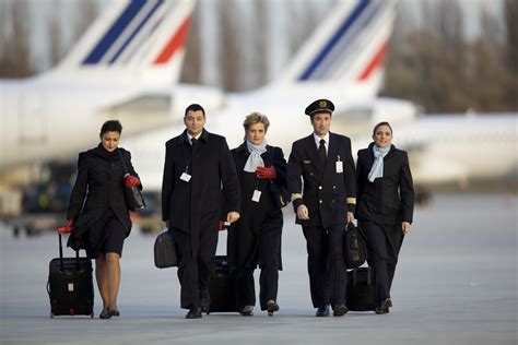 air france cabin crew uniform.